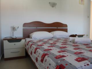 Apartment 10