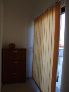 Apartment 10