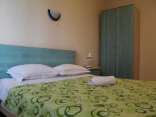 Apartment 5