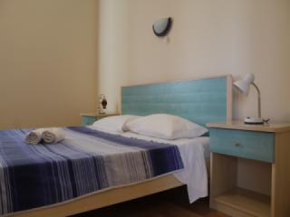 Apartment 6