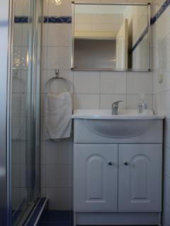 Apartment 6
