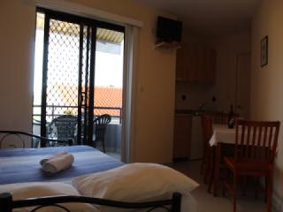 Apartment 6